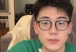 泰国网红吃瓜视频,趣味视频引网友热议