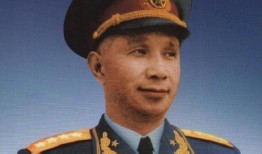 在线观看粟裕大将,传奇军事生涯的在线回顾